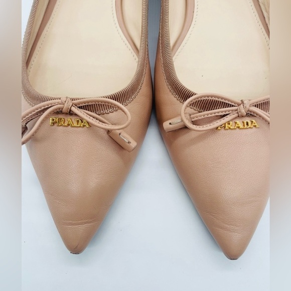 Prada Beige/Nude leather logo embellished bowtie pointed toe ballerina flats 41 - Picture 4 of 14